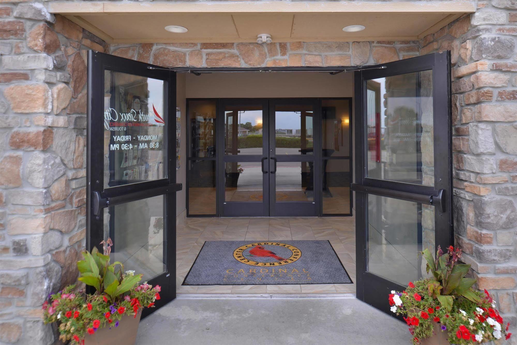 Cottonwood Inn And Conference Center 사우스 수 시티 외부 사진